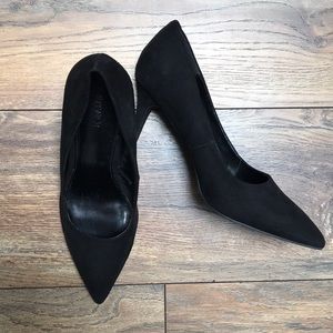 Forever 21 faux suede pump